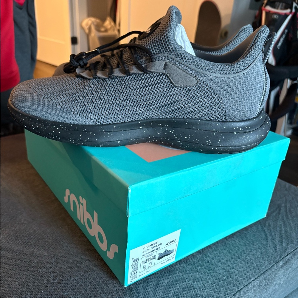 Snibbs Orbit non-slip work shoes - brand new
